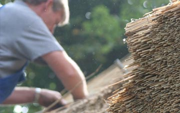 professional Merry Field Hill thatchers